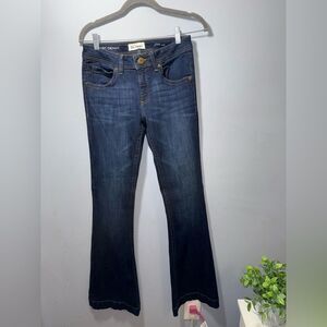 DL1961 Joy Flare Dark Blue low rise Jeans Size 27 EUC